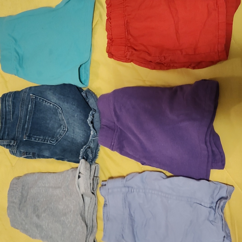 Girls Shorts Size 7/8. Lot of 6